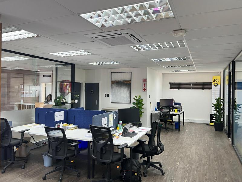 To Let commercial Property for Rent in Mount Croix Eastern Cape